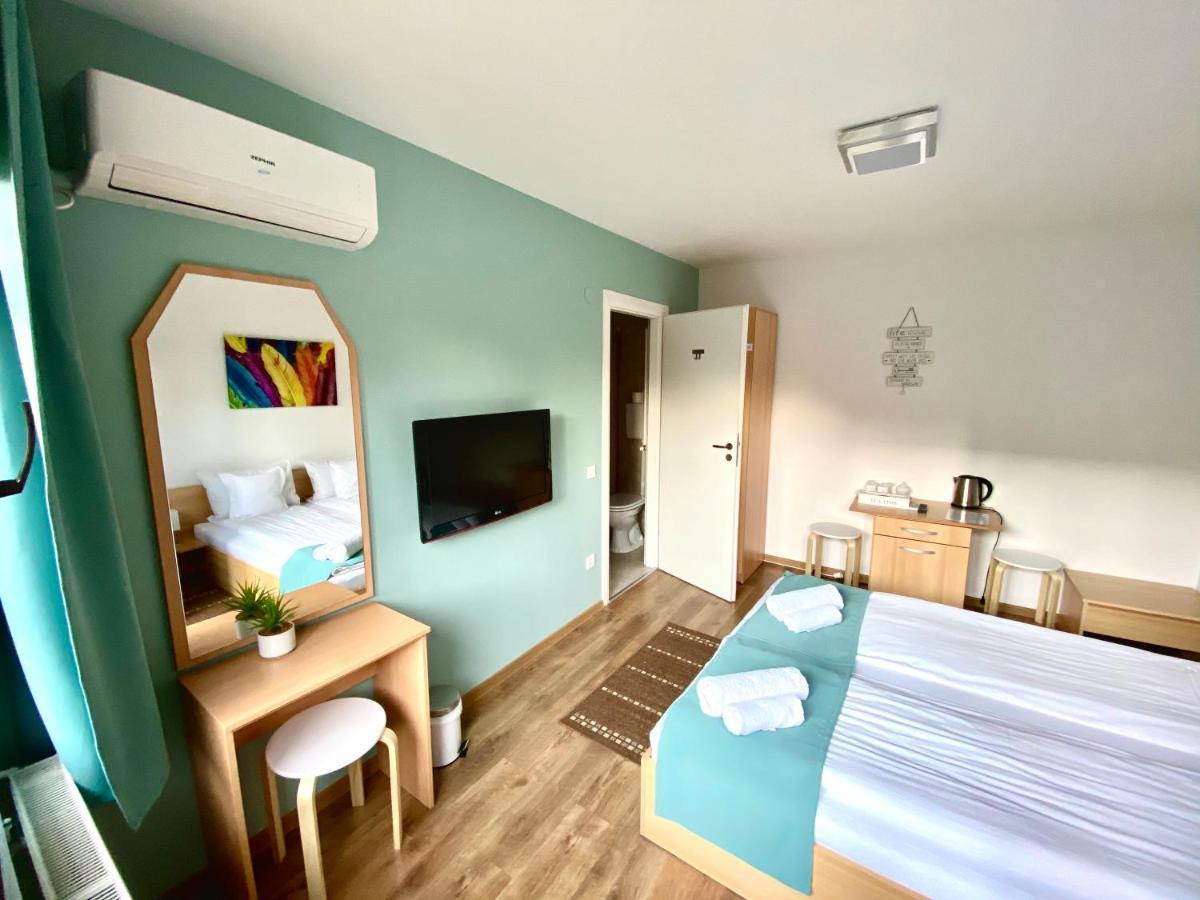 Cristi'S Rooms - Pensiune ออราแด ภายนอก รูปภาพ